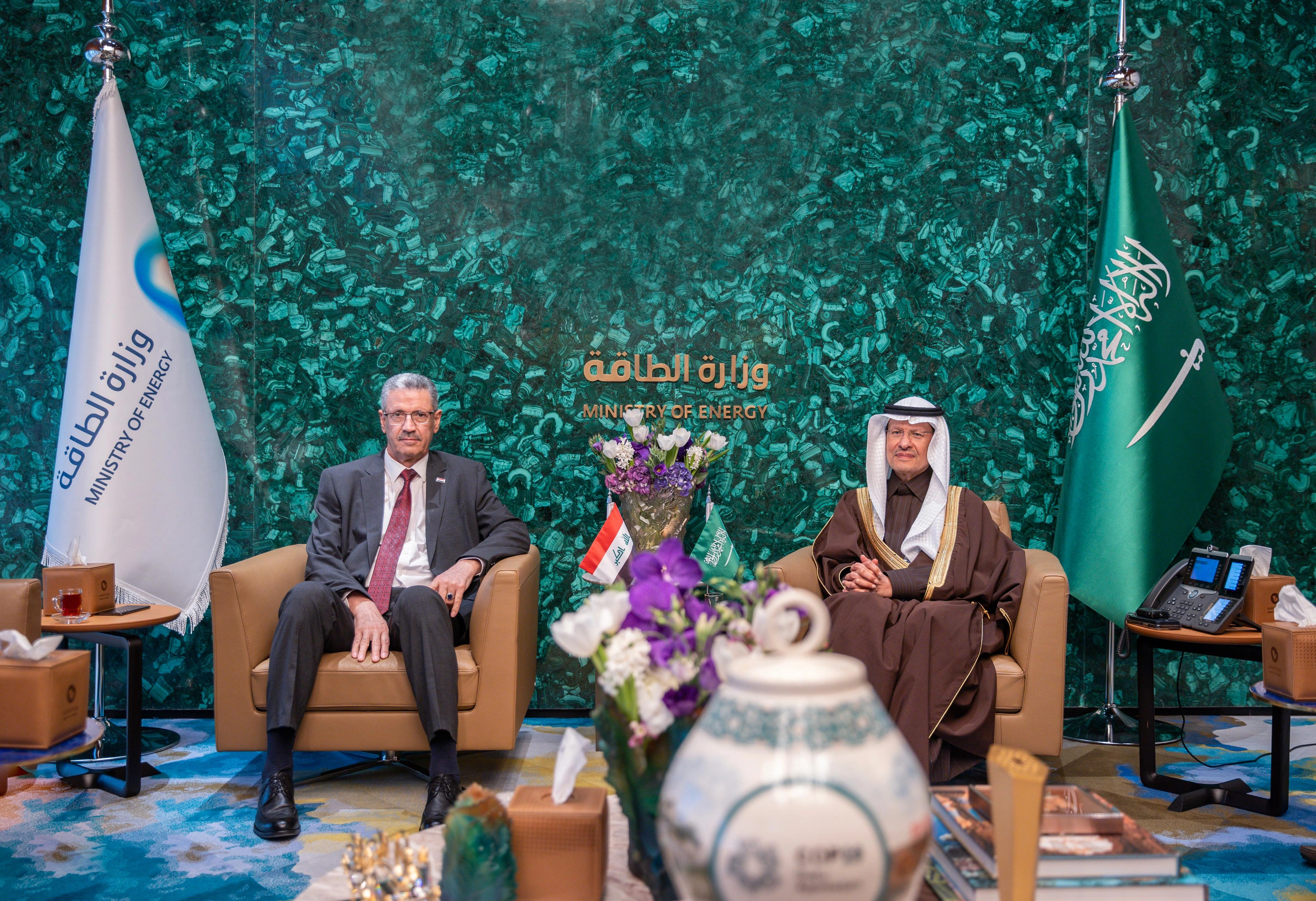 Minister of Energy Meets with Iraqi Deputy Prime Minister and Minister of Oil