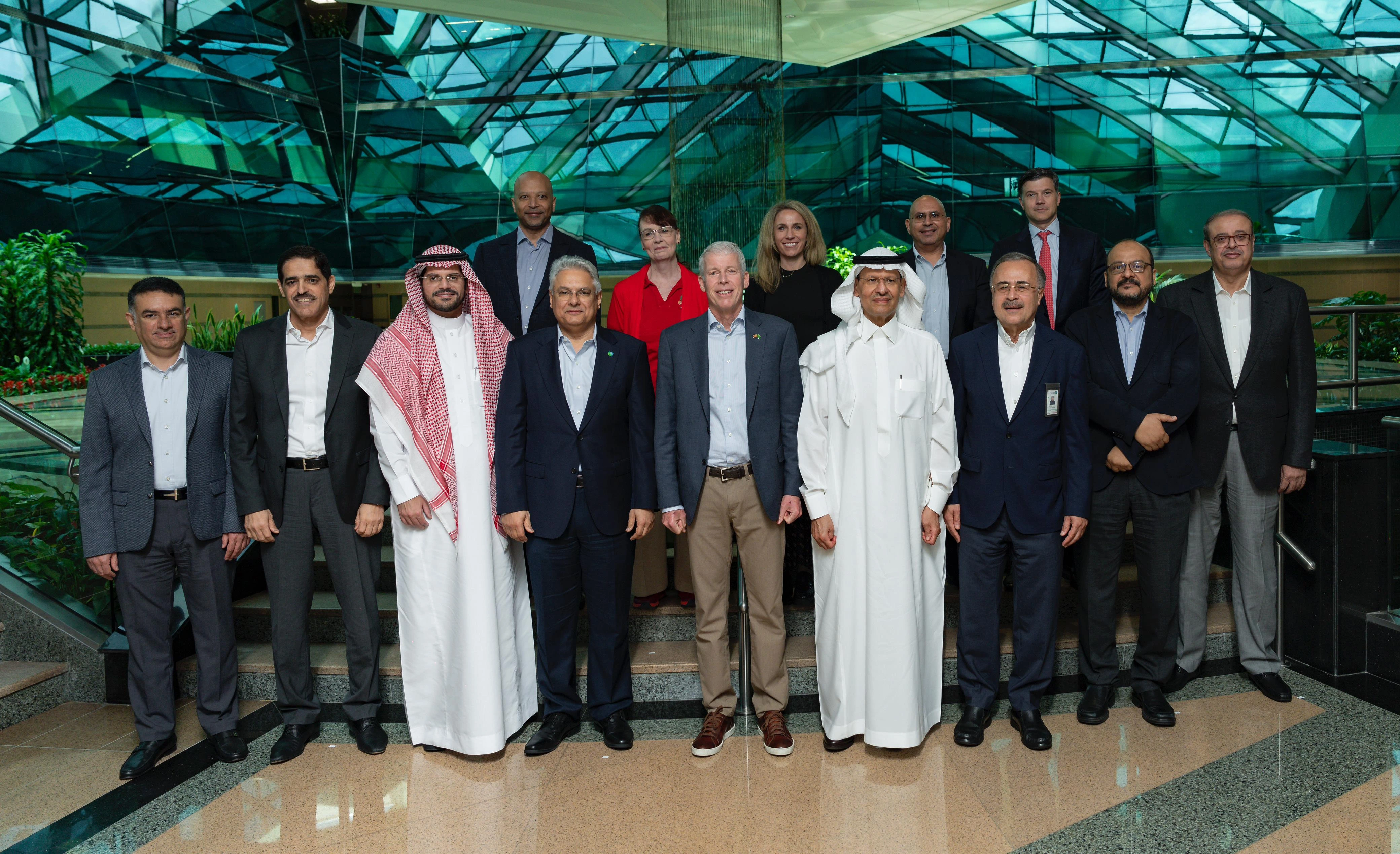 U.S. Secretary of Energy Tours Aramco and Shaybah Field